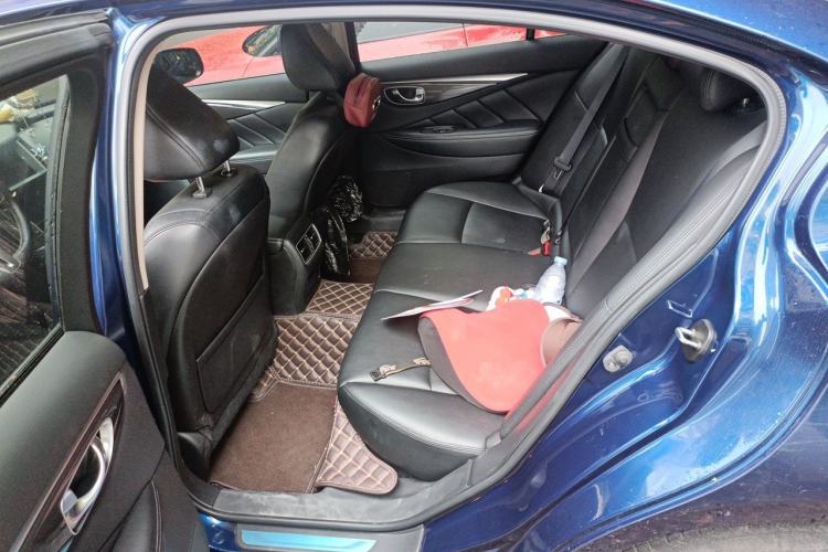 Used Infiniti Q50L 2018 2.0T Comfort Edition China VI Standard Left Rear Seat
