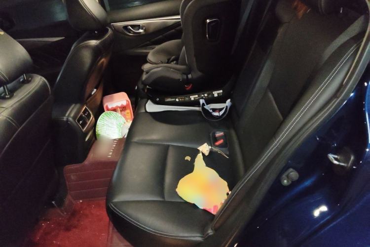 Used Infiniti Q50L 2018 2.0T Enjoyment Edition China V standard Left Rear Seat