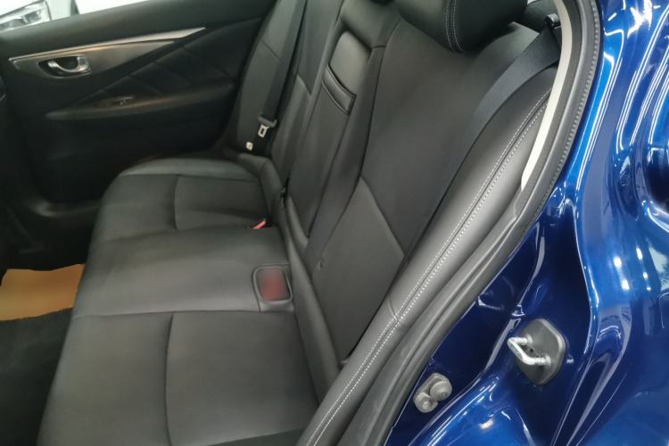 Used Infiniti Q50L 2018 2.0T Enjoyment Version China VI Standard Left Rear Seat