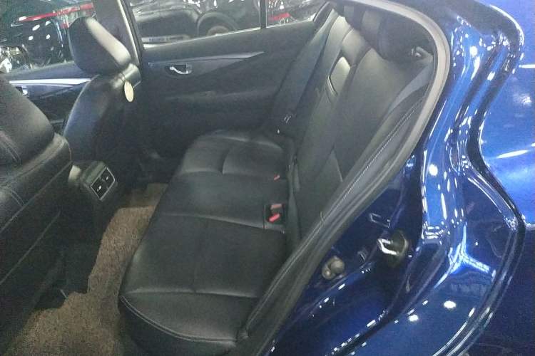 Used Infiniti Q50L 2018 2.0T Enjoyment Edition China V standard Left Rear Seat