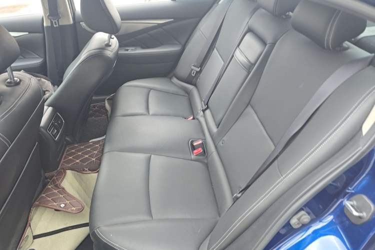 Used Infiniti Q50L 2018 2.0T Enjoyment Version China V Standard Left Rear Seat