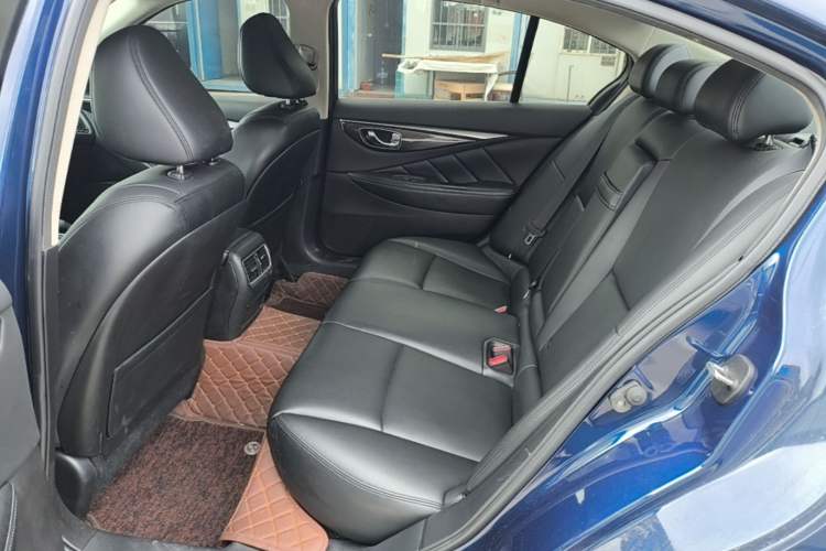 Used Infiniti Q50L 2018 2.0T Comfort Edition China VI Standard Left Rear Seat