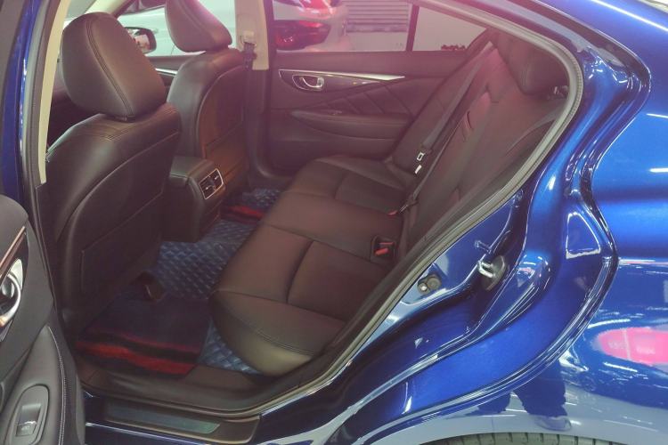 Used Infiniti Q50L 2018 2.0T Comfort Edition China VI Standard Left Rear Seat