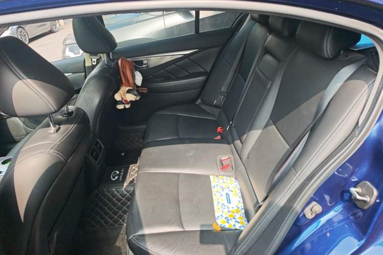 Used Infiniti Q50L 2018 2.0T Enjoyment Edition China V standard Left Rear Seat