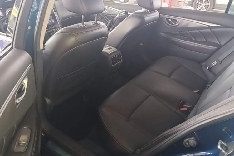 Used Infiniti Q50L 2018 2.0T Enjoyment Version China V Standard Left Rear Seat