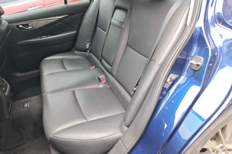 Used Infiniti Q50L 2018 2.0T Enjoyment Version China VI Standard Left Rear Seat