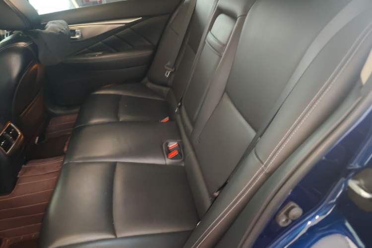 Used Infiniti Q50L 2018 2.0T Enjoyment Version China VI Standard Left Rear Seat