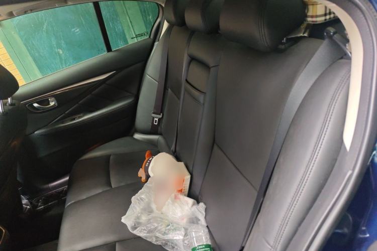 Used Infiniti Q50L 2018 2.0T Comfort Edition China VI Standard Left Rear Seat