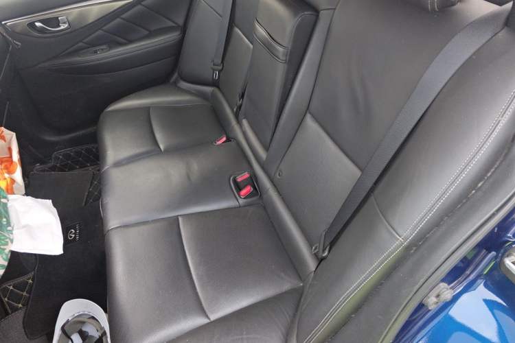 Used Infiniti Q50L 2018 2.0T Enjoyment Version China VI Standard Left Rear Seat