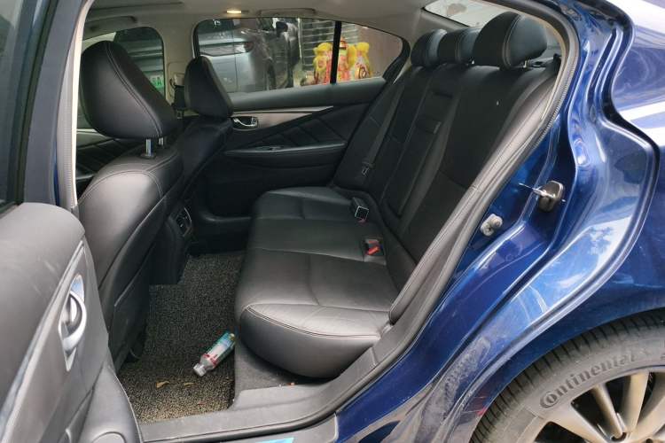 Used Infiniti Q50L 2018 2.0T Enjoyment Version China VI Standard Left Rear Seat
