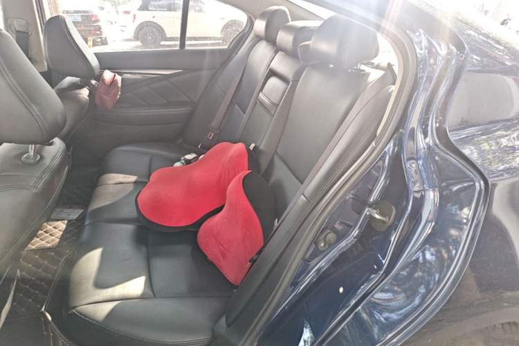 Used Infiniti Q50L 2018 2.0T Comfort Edition China VI Standard Left Rear Seat