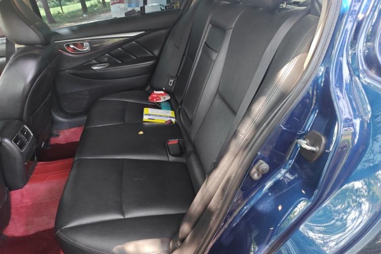 Used Infiniti Q50L 2018 2.0T Comfort Edition China VI Standard Left Rear Seat