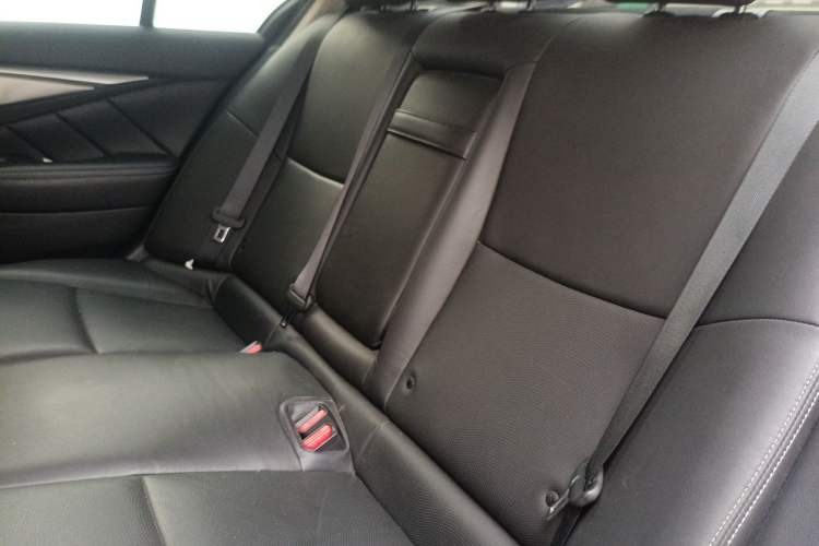 Used Infiniti Q50L 2018 2.0T Enjoyment Version China V Standard Left Rear Seat