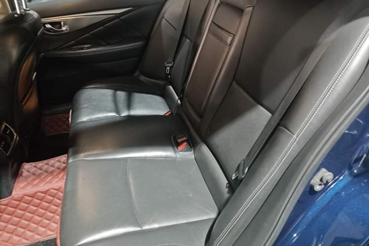 Used Infiniti Q50L 2018 2.0T Enjoyment Edition China V standard Left Rear Seat
