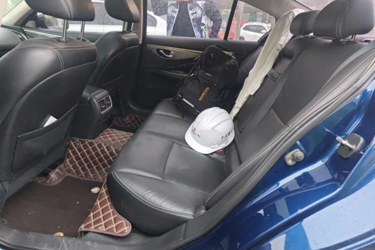 Used Infiniti Q50L 2018 2.0T Enjoyment Edition China V standard Left Rear Seat
