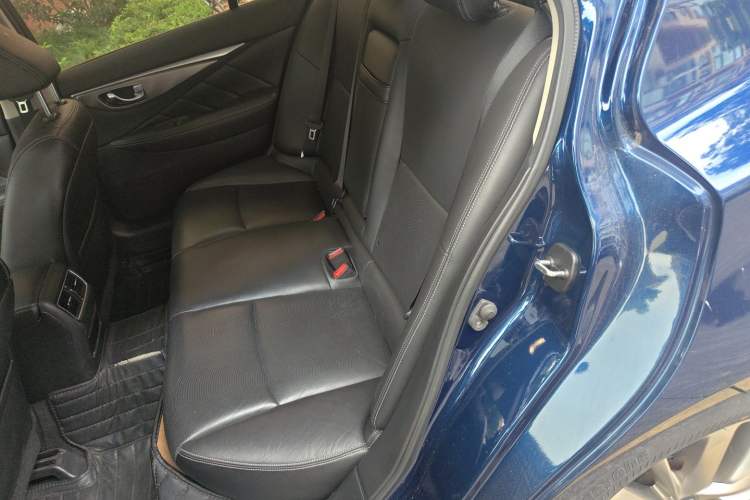 Used Infiniti Q50L 2018 2.0T Enjoyment Version China V Standard Left Rear Seat