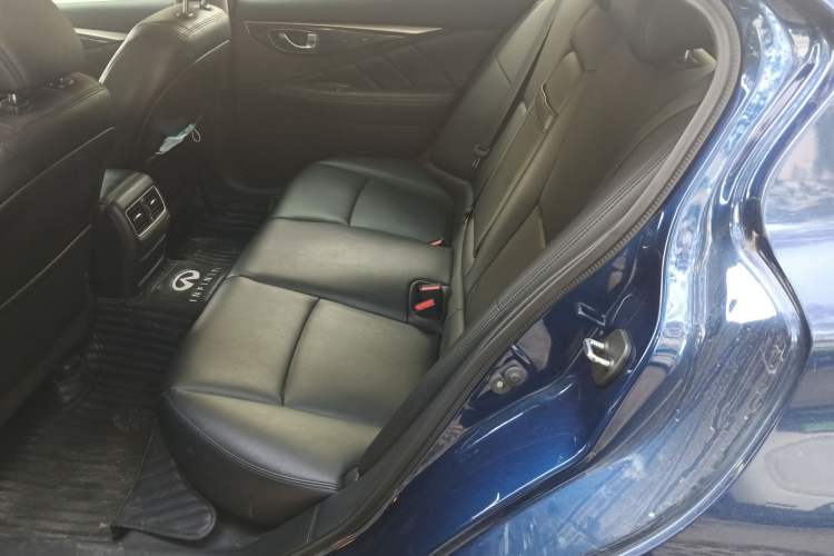 Used Infiniti Q50L 2018 2.0T Comfort Edition China VI Standard Left Rear Seat