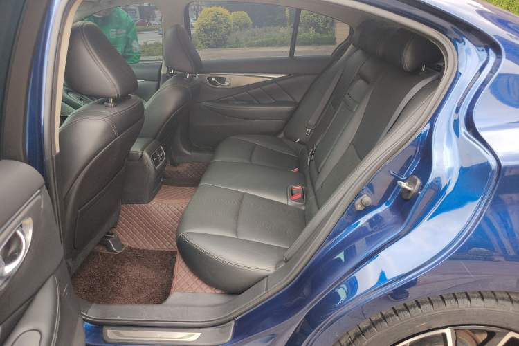 Used Infiniti Q50L 2018 2.0T Enjoyment Version China VI Standard Left Rear Seat
