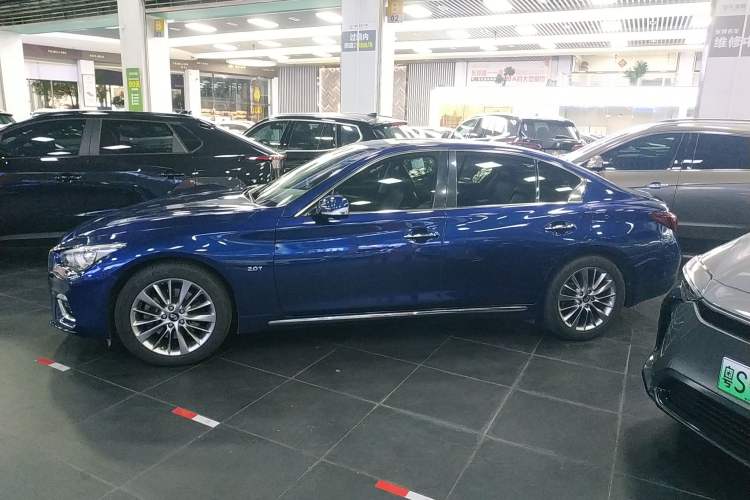 Used Infiniti Q50L 2018 2.0T Enjoyment Edition China V standard Left Side