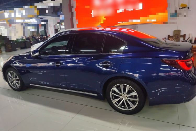 Used Infiniti Q50L 2018 2.0T Comfort Edition China VI Standard Left Side