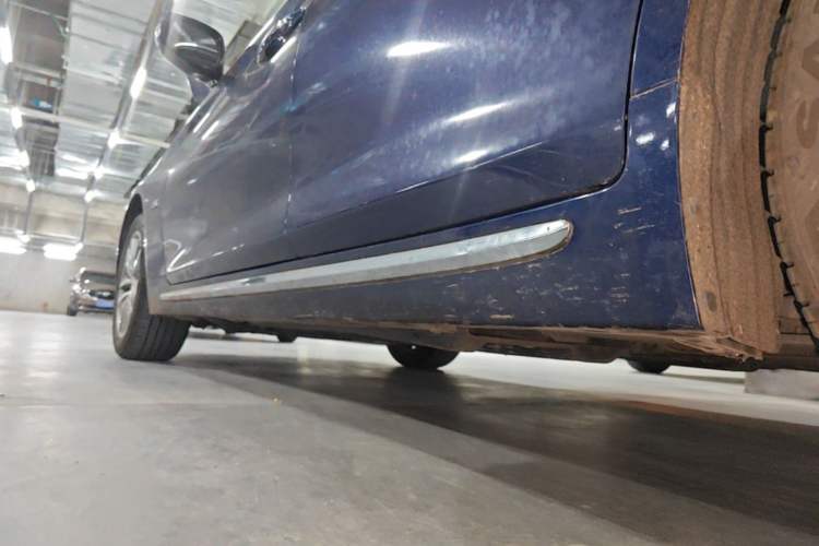 Used Infiniti Q50L 2018 2.0T Comfort Edition China VI Standard Left Side Sill