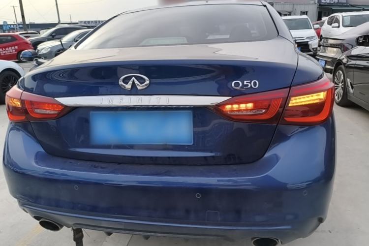 Used Infiniti Q50L 2018 2.0T Enjoyment Version China VI Standard Rear