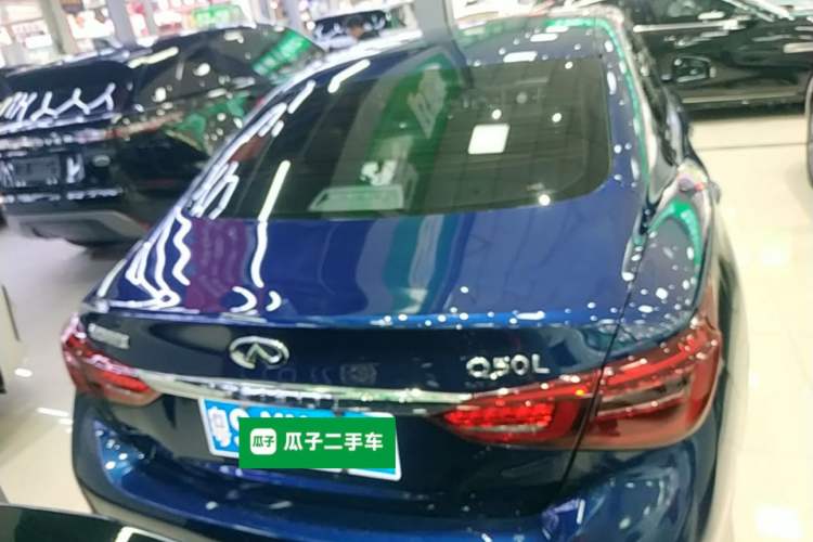 Used Infiniti Q50L 2018 2.0T Comfort Edition China VI Standard Rear