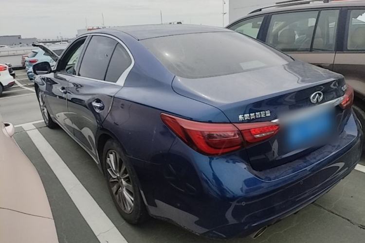 Used Infiniti Q50L 2018 2.0T Enjoyment Version China VI Standard Rear Left 45 Deg