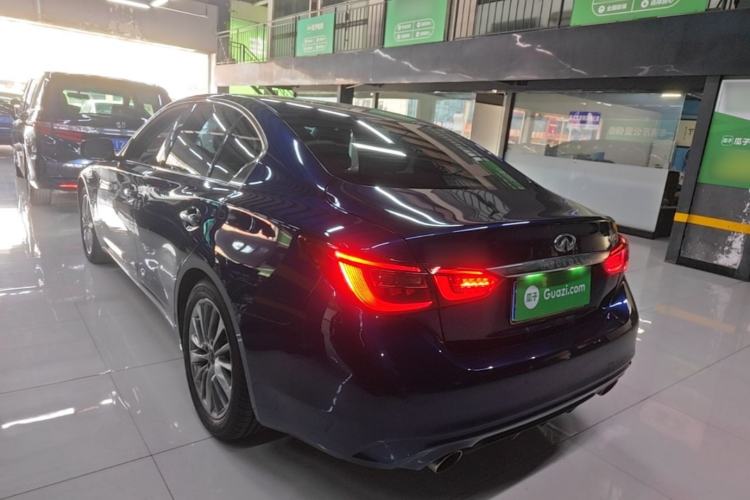 Used Infiniti Q50L 2018 2.0T Enjoyment Version China VI Standard Rear Left 45 Deg