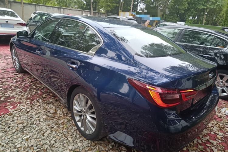 Used Infiniti Q50L 2018 2.0T Enjoyment Version China VI Standard Rear Left 45 Deg