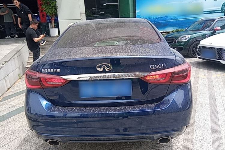 Used Infiniti Q50L 2018 2.0T Enjoyment Version China VI Standard Rear