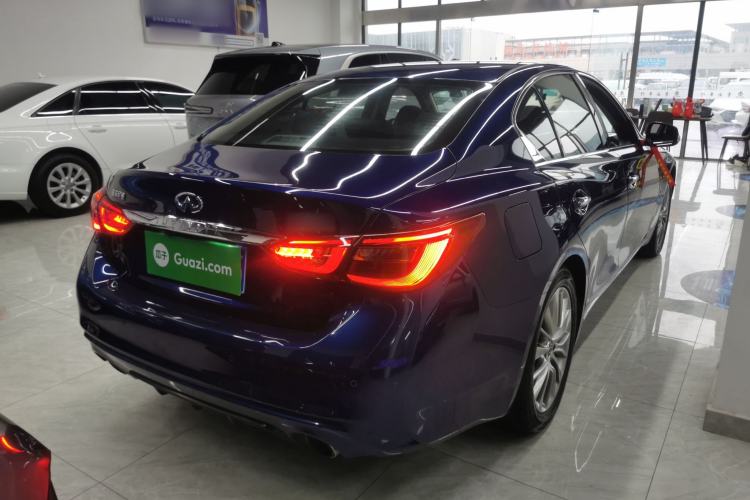 Used Infiniti Q50L 2018 2.0T Enjoyment Version China VI Standard Rear Right 45 Deg