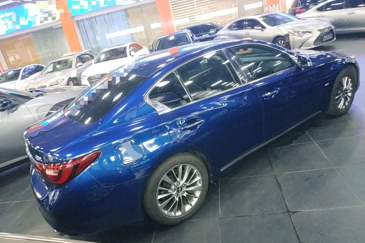 Used Infiniti Q50L 2018 2.0T Enjoyment Edition China V standard Rear Right 45 Deg