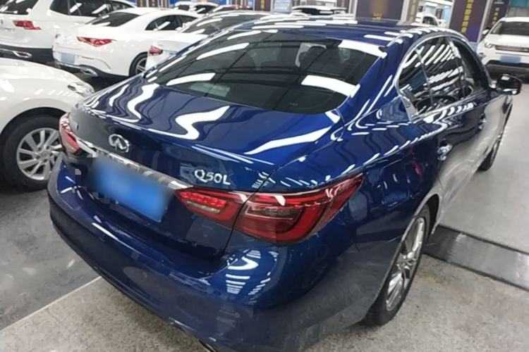 Used Infiniti Q50L 2018 2.0T Enjoyment Version China VI Standard Rear Right 45 Deg