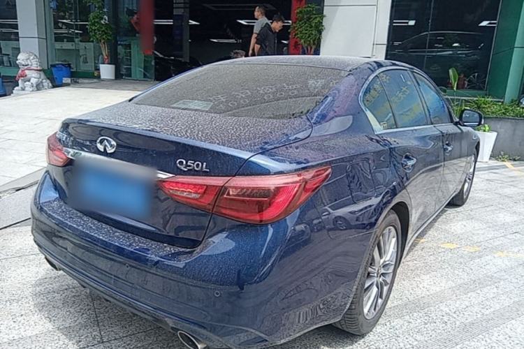 Used Infiniti Q50L 2018 2.0T Enjoyment Version China VI Standard Rear Right 45 Deg