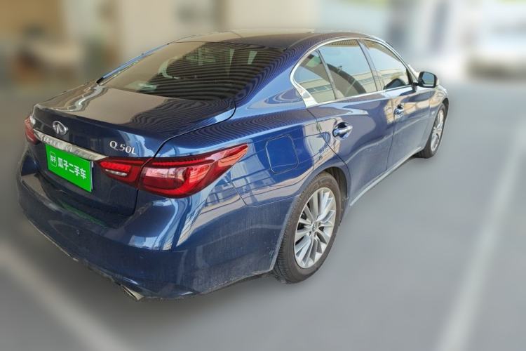 Used Infiniti Q50L 2018 2.0T Enjoyment Edition China V standard Rear Right 45 Deg