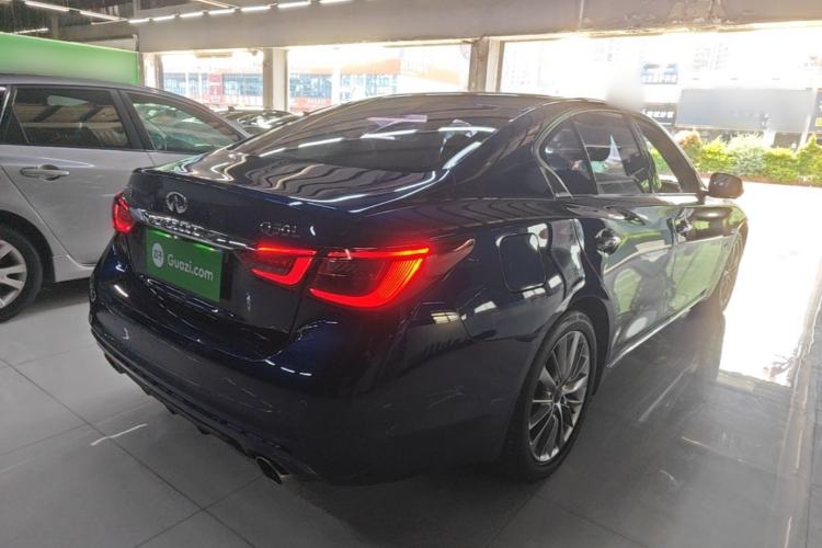 Used Infiniti Q50L 2018 2.0T Enjoyment Version China VI Standard Rear Right 45 Deg