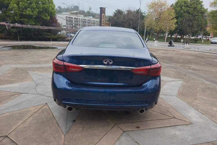 Used Infiniti Q50L 2018 2.0T Enjoyment Version China VI Standard Rear