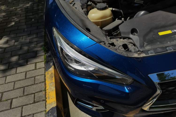 Used Infiniti Q50L 2018 2.0T Enjoyment Version China V Standard Right Front Headlight