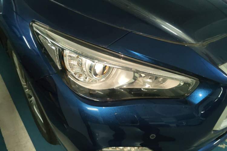 Used Infiniti Q50L 2018 2.0T Enjoyment Version China VI Standard Right Front Headlight