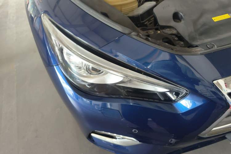 Used Infiniti Q50L 2018 2.0T Enjoyment Version China VI Standard Right Front Headlight