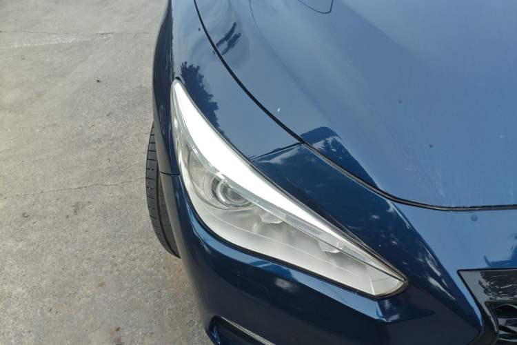 Used Infiniti Q50L 2018 2.0T Comfort Edition China VI Standard Right Front Headlight