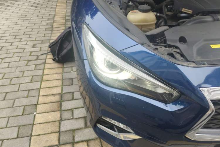 Used Infiniti Q50L 2018 2.0T Enjoyment Version China VI Standard Right Front Headlight