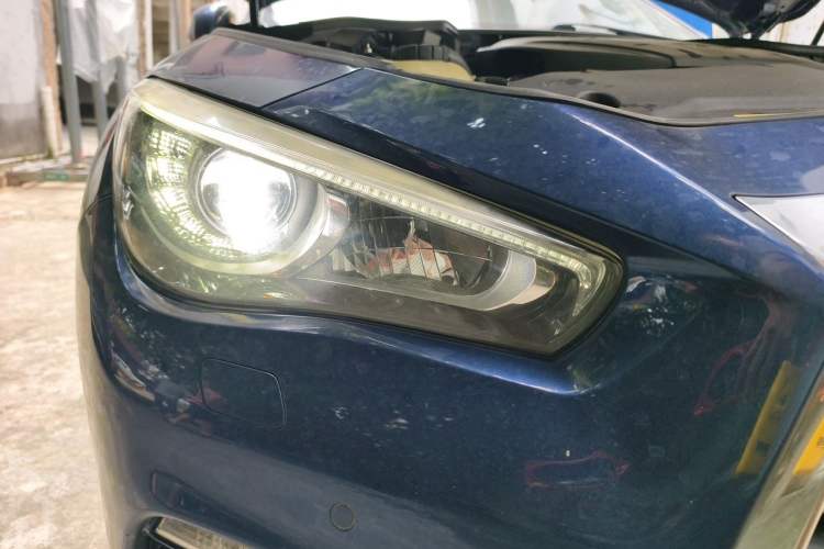 Used Infiniti Q50L 2018 2.0T Enjoyment Version China VI Standard Right Front Headlight