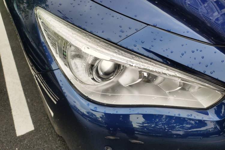 Used Infiniti Q50L 2018 2.0T Comfort Edition China VI Standard Right Front Headlight