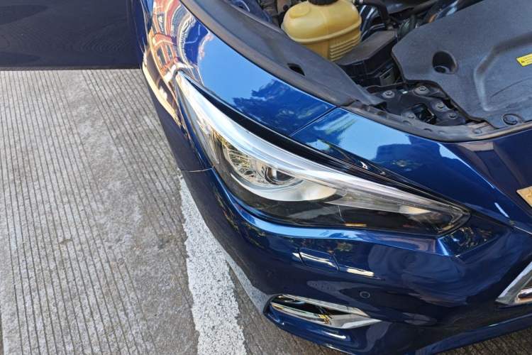 Used Infiniti Q50L 2018 2.0T Enjoyment Version China VI Standard Right Front Headlight