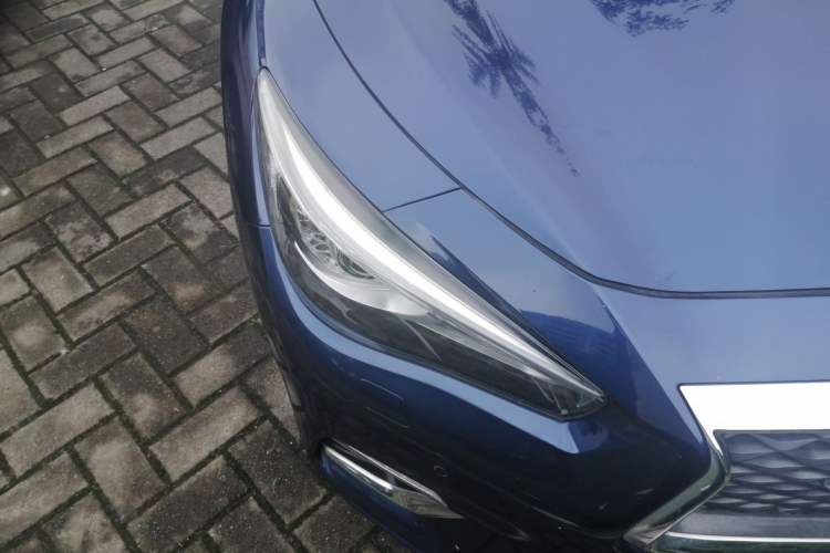 Used Infiniti Q50L 2018 2.0T Enjoyment Version China VI Standard Right Front Headlight