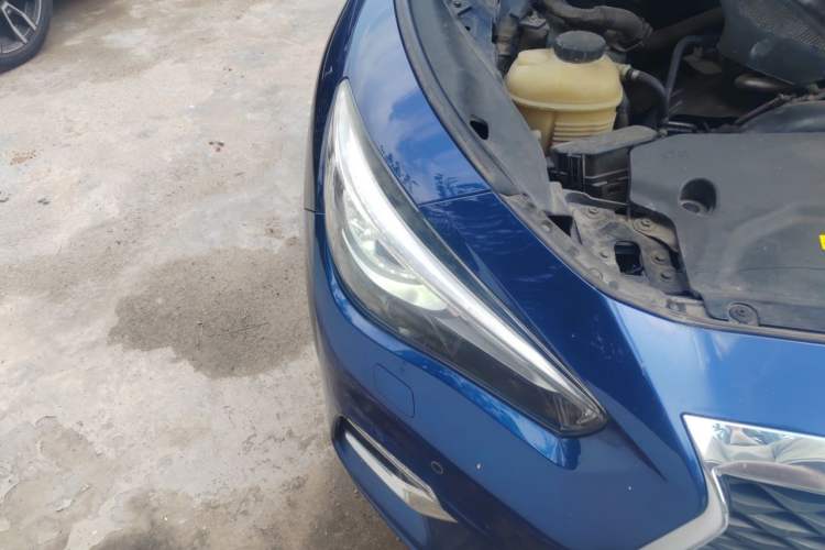 Used Infiniti Q50L 2018 2.0T Enjoyment Edition China V standard Right Front Headlight