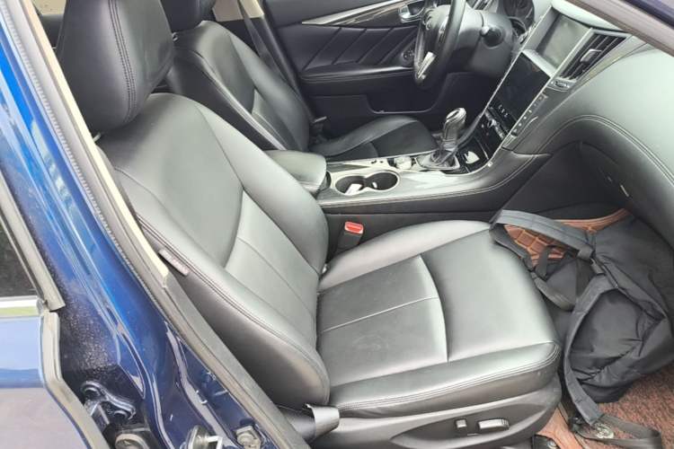 Used Infiniti Q50L 2018 2.0T Comfort Edition China VI Standard Right Front Seat