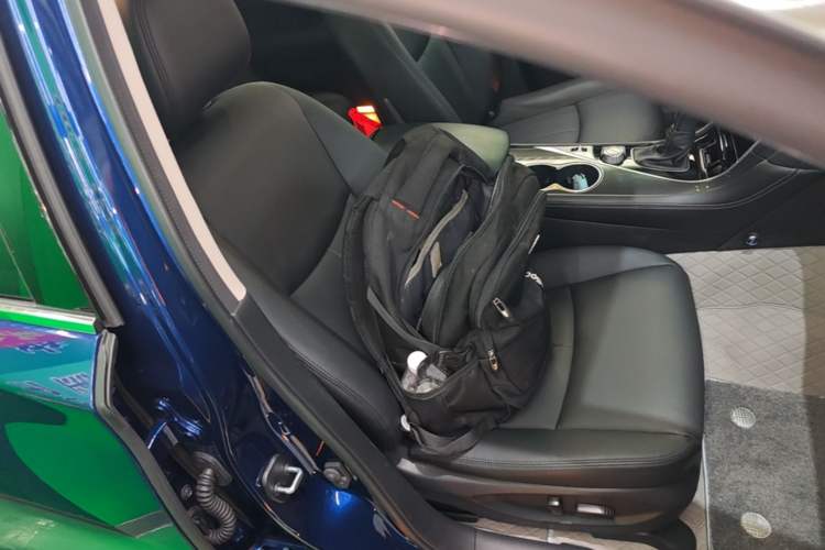 Used Infiniti Q50L 2018 2.0T Comfort Edition China VI Standard Right Front Seat